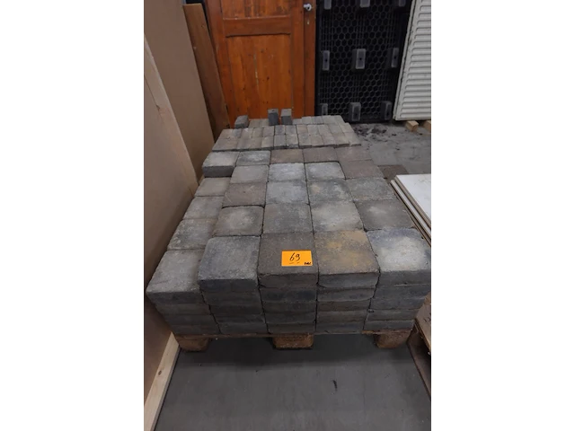 1x pallet betonklinker - afbeelding 1 van  2