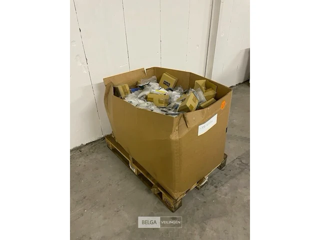 1x pallet bosch onderdelen - afbeelding 1 van  4