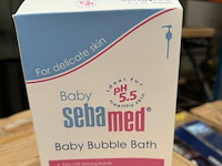 1x pallet met babyartikelen - afbeelding 1 van  3