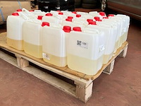 1x pallet met thinner - afbeelding 1 van  3