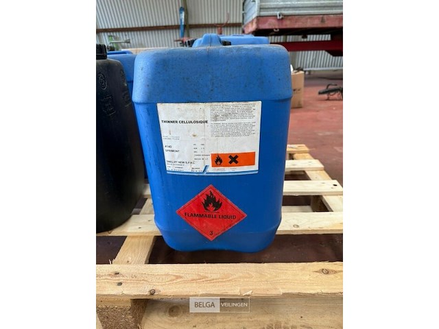 1x pallet met thinner - afbeelding 2 van  5