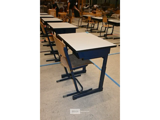 1x set van schoolbank met stoel - afbeelding 3 van  5