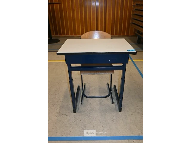1x set van schoolbank met stoel - afbeelding 2 van  5