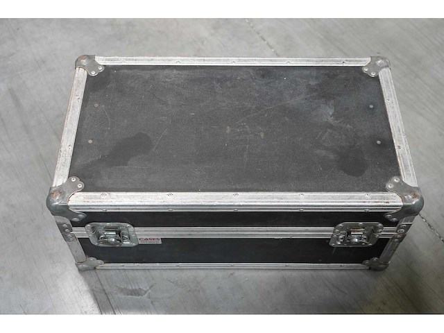 1x smoke machine hes fq100 performance + flightcase - afbeelding 2 van  2