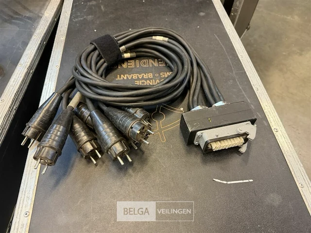 1x spin, 8 schuko - afbeelding 1 van  2