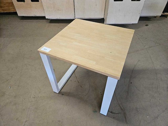 1x tafel 80x80cm rubberwood - afbeelding 1 van  3