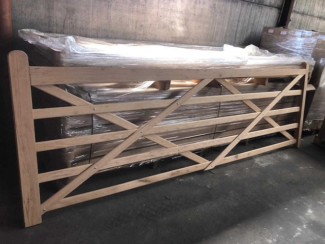 1x weidepoort eik 3m60 - afbeelding 2 van  4