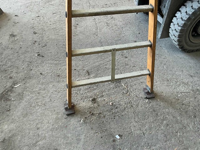 1x19 polyester ladder - afbeelding 2 van  3