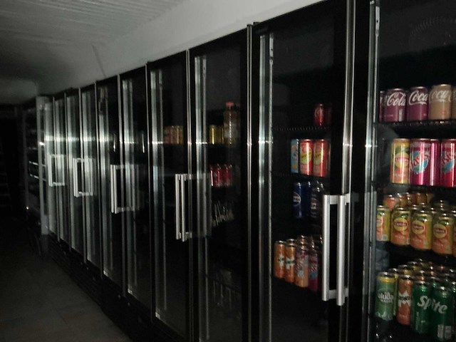 2- deurs vitrinekoelkast klimaitalia type i cool 80 black/ capaciteit 614 liter (5x) - afbeelding 1 van  1