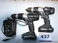 2 accu boormachines vv oplader - afbeelding 1 van  3