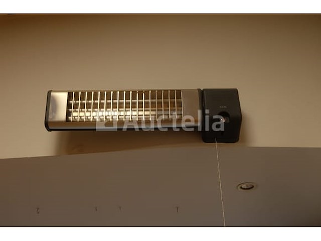 2 aeg qh903 wandgemonteerde stralingskachels - afbeelding 4 van  5