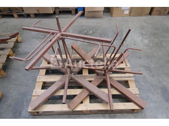 2 afrolders voor vloerverwarmingsleidingen - afbeelding 1 van  5