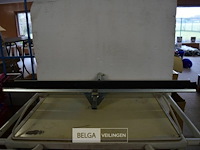 2 aftrekkers - afbeelding 1 van  3