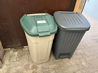 2 afvalcontainers - afbeelding 3 van  9
