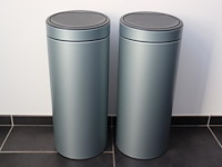 2 afvalemmers brabantia - afbeelding 1 van  3