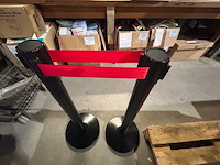 2 afzetpalen - afbeelding 2 van  3