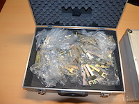 2 alu koffers met koelvloeistof koelkast en digitale weegschaal (b425) - afbeelding 3 van  7