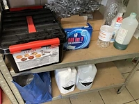 2 alu opbergrekken met inhoud - afbeelding 5 van  9