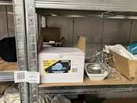 2 alu opbergrekken met inhoud - afbeelding 8 van  9