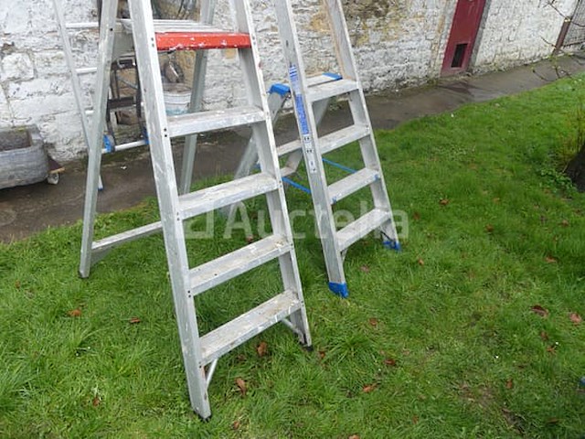 2 aluminium ladders - afbeelding 1 van  7