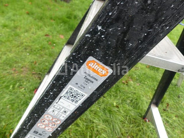2 aluminium ladders - afbeelding 5 van  5