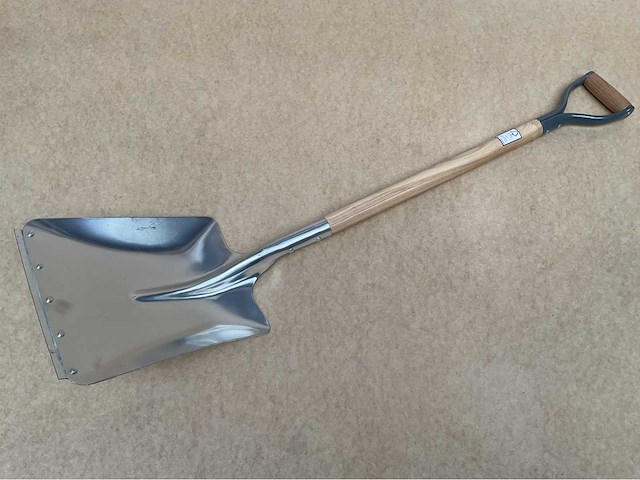 2 aluminium schoppen - afbeelding 1 van  3