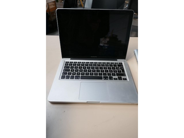 2 apple macbook pro - afbeelding 1 van  4