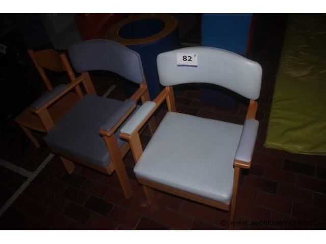 2 armstoelen - afbeelding 1 van  1