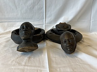 2 asbakjes met gebroken hoofden - afbeelding 3 van  3