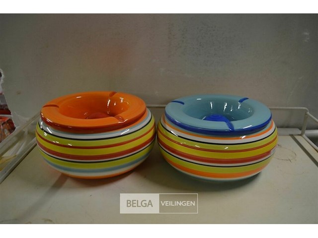 2 asbakken ø24 cm - afbeelding 1 van  3