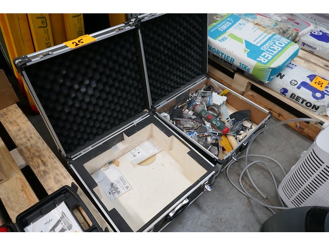2 audio stack cases + inhoud - afbeelding 1 van  3