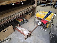 2 autokrikken - afbeelding 1 van  4