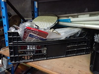 2 bakken sanitair materiaal - afbeelding 7 van  16