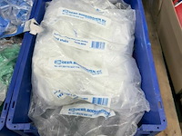2 bakken uitvulplaatjes + insteekpluggen - afbeelding 3 van  10