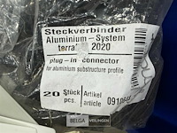 2 bakken uitvulplaatjes + insteekpluggen - afbeelding 8 van  10