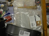 2 bakvormen en inmaakdoosjes