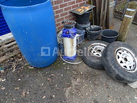 2 banden op velgen, tonneau, spuit, diversen - afbeelding 8 van  8
