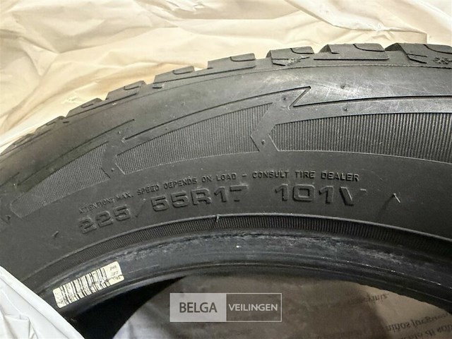 2 banden ultra grip m+s - afbeelding 2 van  6