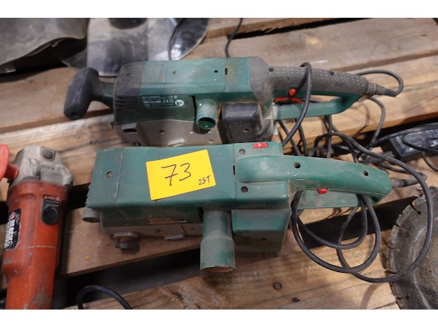 2 bandenschuurmachine (1x bosch, 1x parkside) - afbeelding 1 van  4