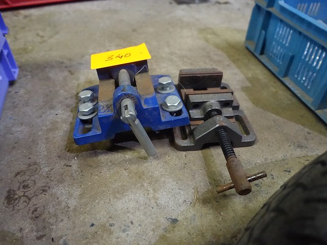 2 bankschroeven - afbeelding 2 van  2