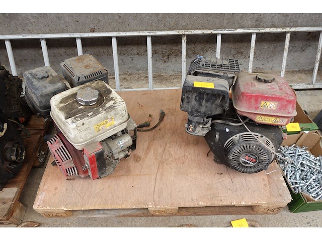 2 benzinemotoren honda gx390 (1 met starter) - afbeelding 2 van  9