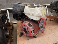 2 benzinemotoren honda gx390 (1 met starter) - afbeelding 4 van  9