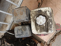 2 benzinemotoren honda gx390 (1 met starter) - afbeelding 7 van  9