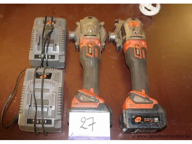 2 betonijzerknipmachines tjep rc20a vv opladers - afbeelding 1 van  4
