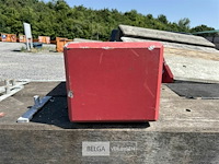 2 betonnen balken afm ± 088x042x36 - afbeelding 3 van  4