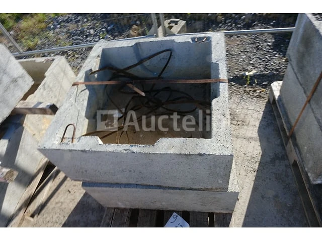 2 betonnen inspectiekamers 72x72x30 - afbeelding 3 van  5