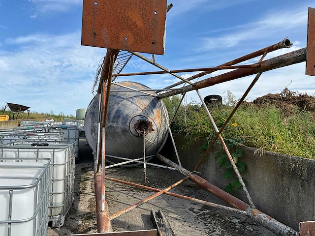 2 betonsilo’s - afbeelding 4 van  4