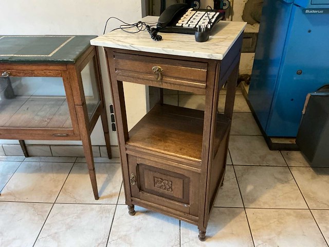 2 bijzettafels + 1 stoel - afbeelding 2 van  5