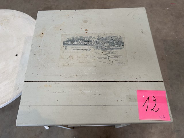 2 bijzettafeltjes - afbeelding 2 van  3