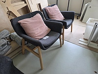 2 bijzetzeteltjes met kussen - afbeelding 3 van  7